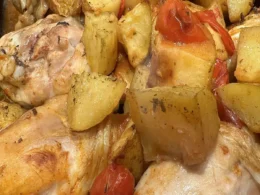 pollo con patate e pomodorini