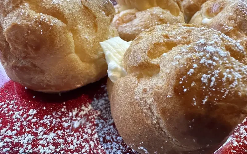 bignè crema ricotta