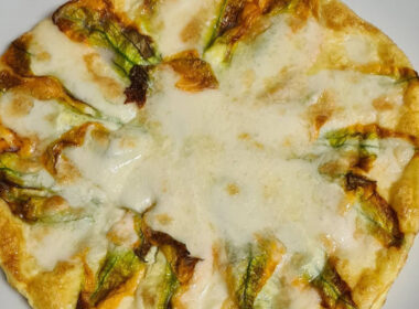FRITTATA FIORI E MOZZARELLA