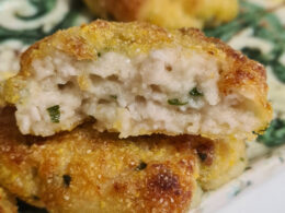 POLPETTE DI MOZZARELLA CON PETTO DI POLLO E COTTO
