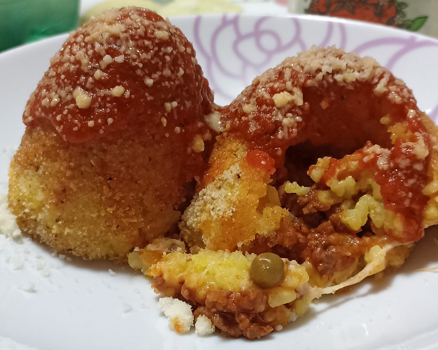 I veri Arancini siciliani homemade, la ricetta della nonna catanese con il segreto per una panatura super croccante