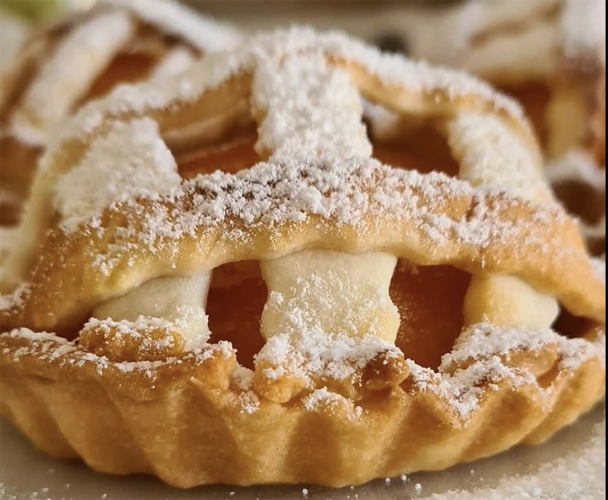 Crostatine di pesche sciroppate in friggitrice ad aria