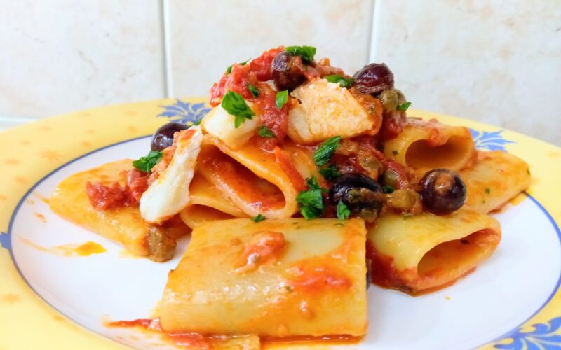 Paccheri con il baccalà alla siciliana