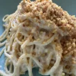 spaghetti tonno e pangrattato croccante