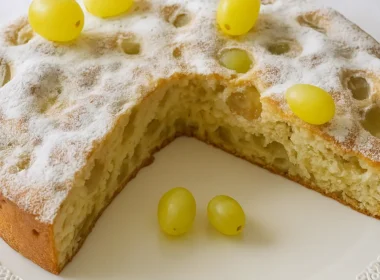 torta all'uva estiva senza impasto