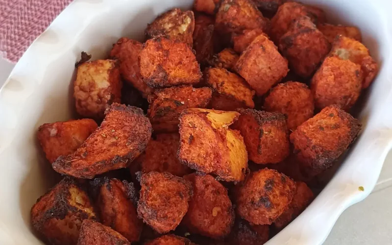 CROSTINI di pane vecchio ALLA PIZZAIOLA