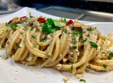 spaghetti aglio olio e peperoncino con alici