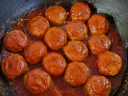 polpette di pane al sugo