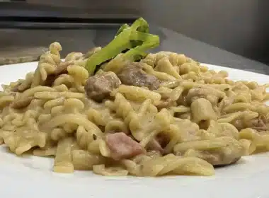 Pasta mista con fagioli borlotti e pata negra iberico.