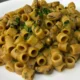 Tubettoni con vellutata di lenticchie e cozze
