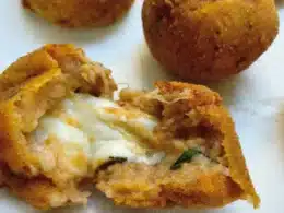 Bombette di melanzane alla parmigiana con cuore filante