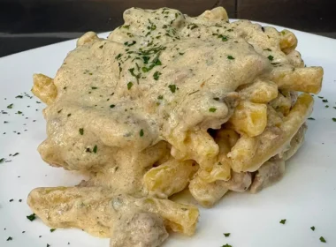pasta con salsiccia e ricotta